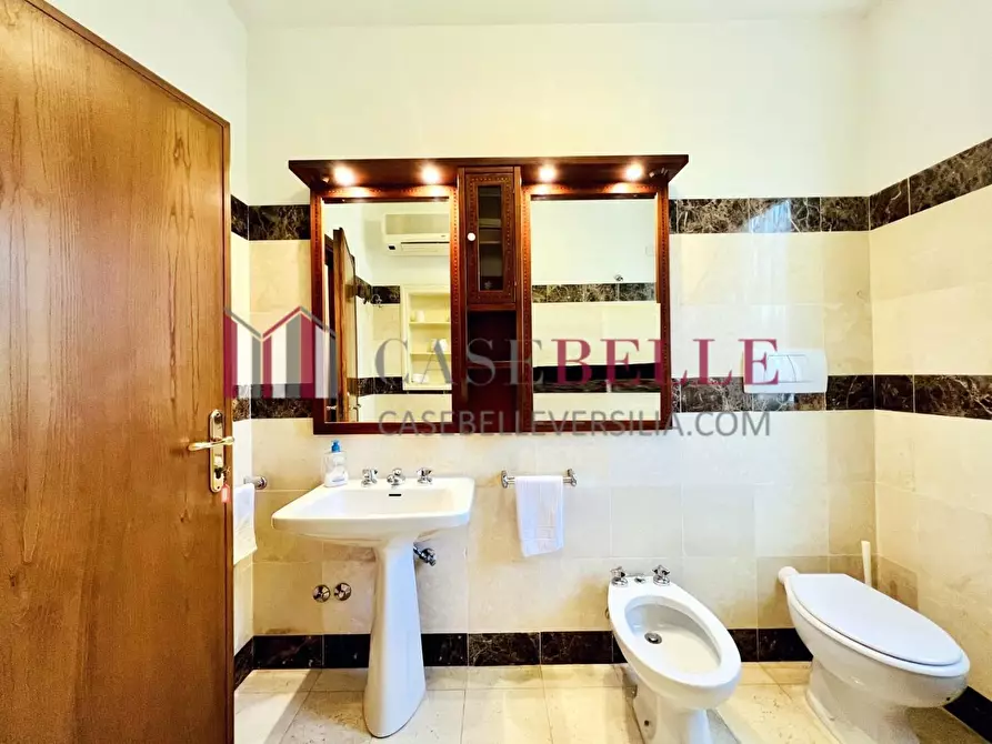 Immagine 28 di Casa indipendente in vendita  a Forte Dei Marmi