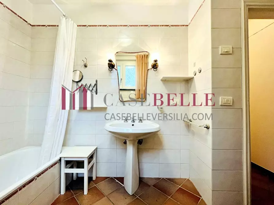 Immagine 51 di Casa indipendente in vendita  a Forte Dei Marmi