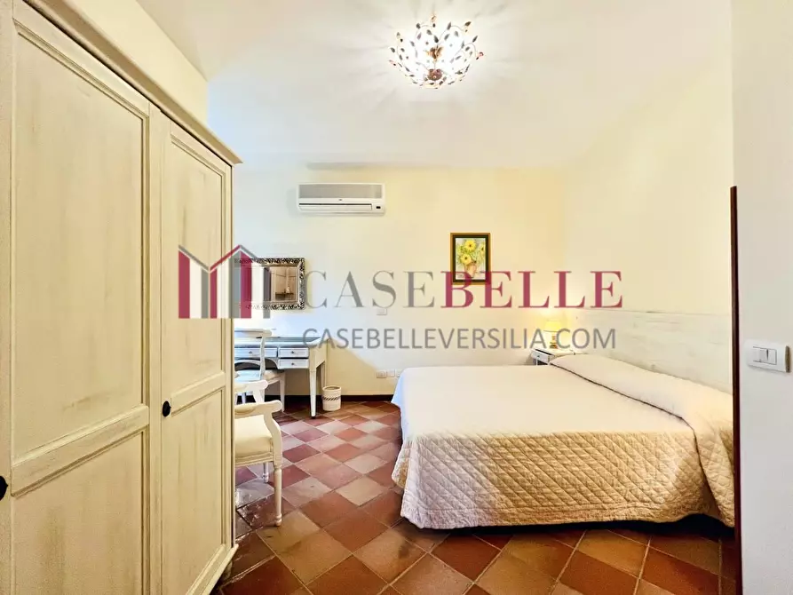 Immagine 37 di Casa indipendente in vendita  a Forte Dei Marmi