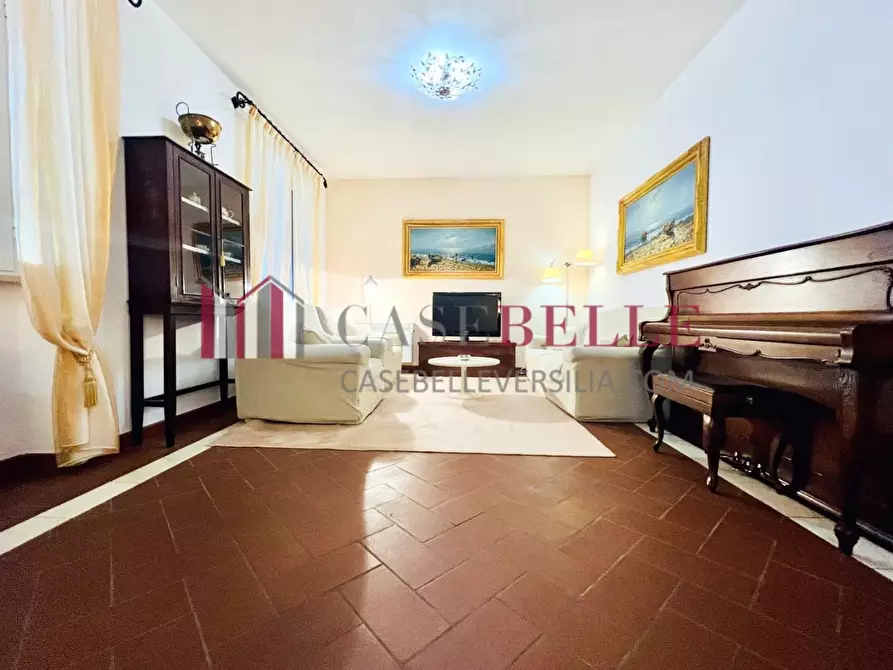 Immagine 18 di Casa indipendente in vendita  a Forte Dei Marmi