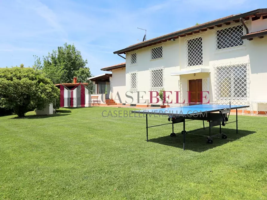 Immagine 13 di Casa indipendente in vendita  a Forte Dei Marmi