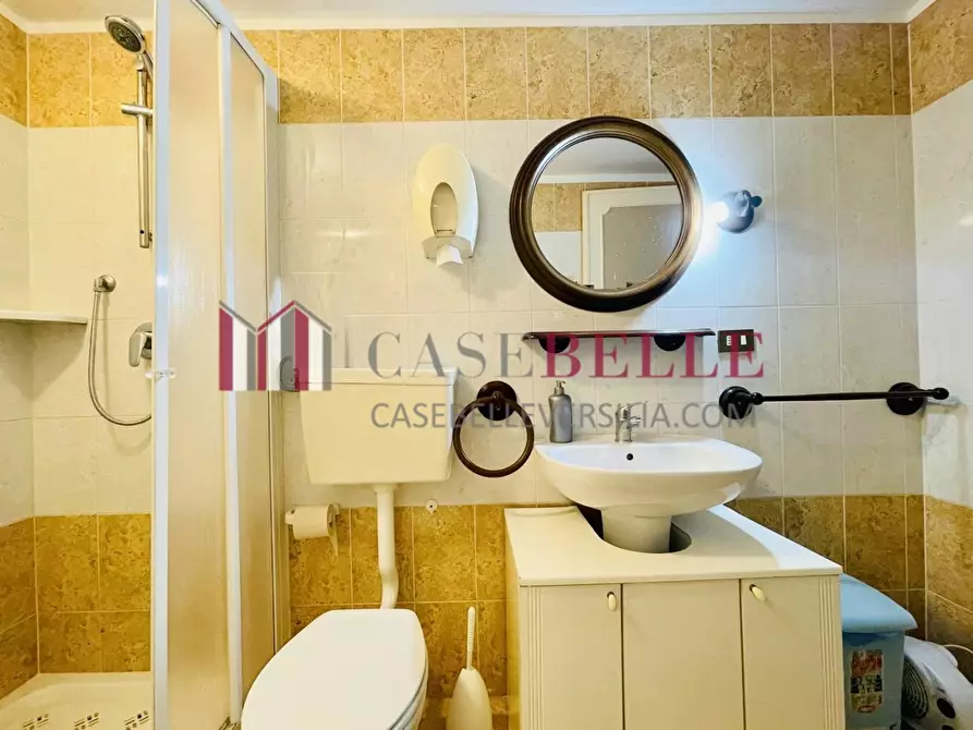 Immagine 74 di Villa in vendita  a Viareggio
