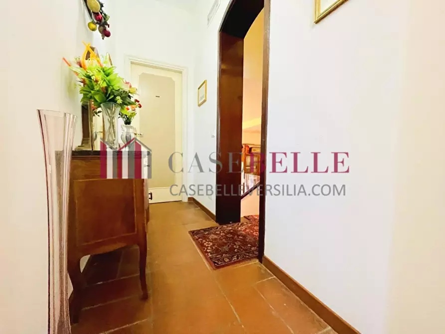 Immagine 34 di Villa in vendita  a Viareggio