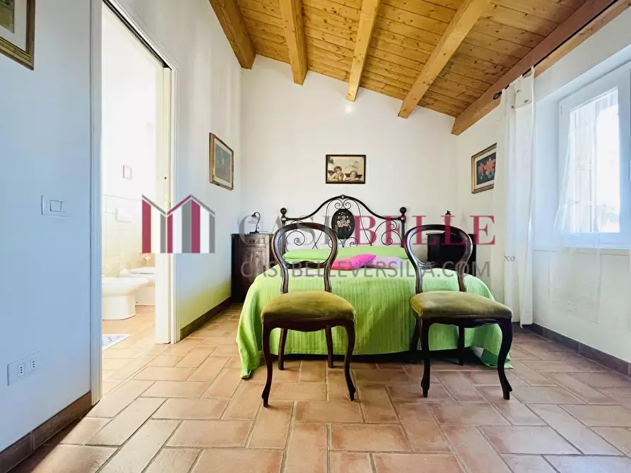 Immagine 56 di Villa in vendita  a Viareggio