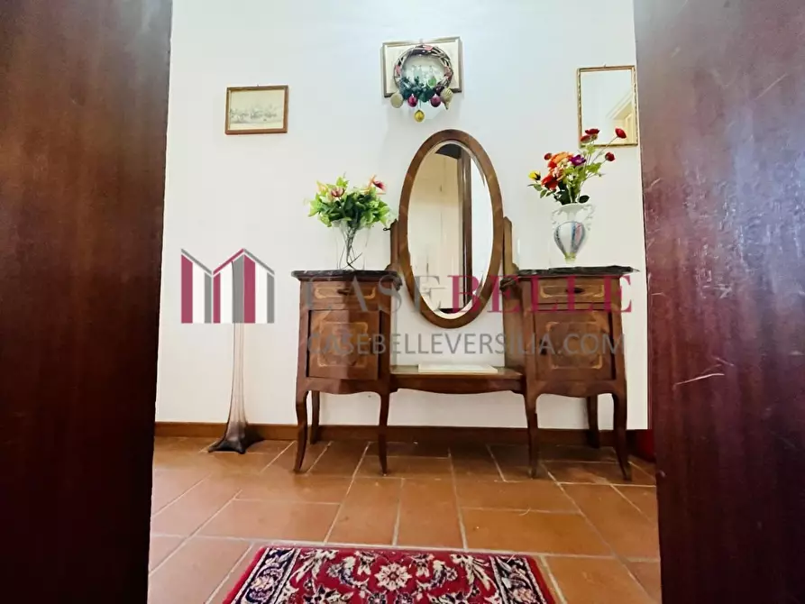 Immagine 13 di Villa in vendita  a Viareggio