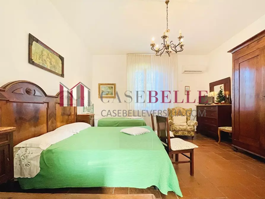 Immagine 19 di Villa in vendita  a Viareggio