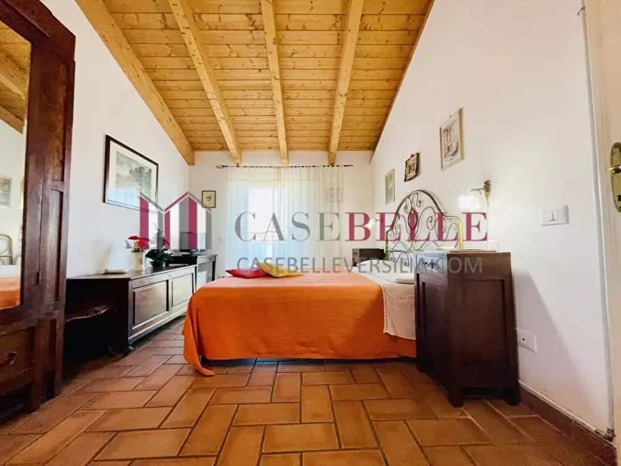 Immagine 39 di Villa in vendita  a Viareggio