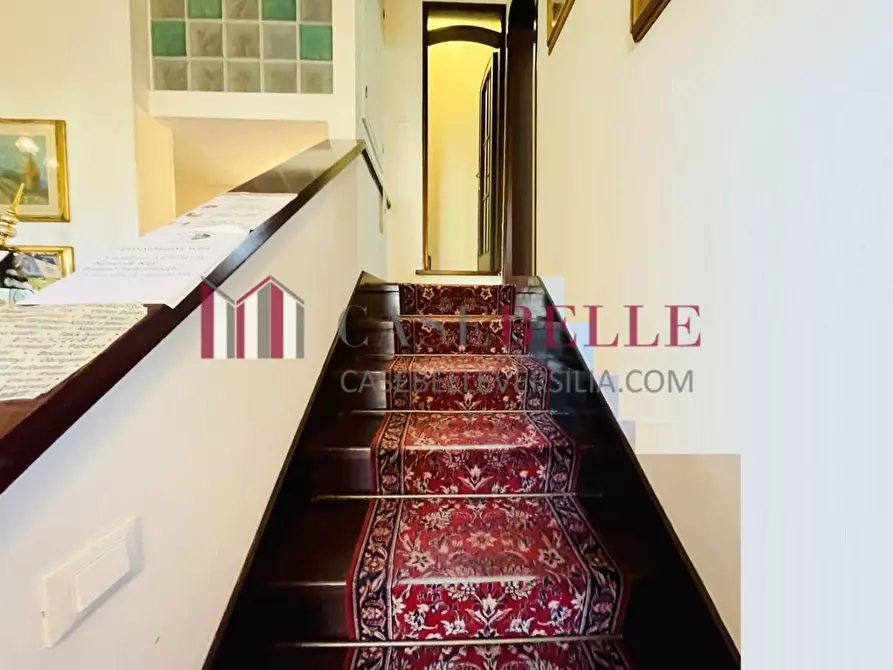Immagine 12 di Villa in vendita  a Viareggio