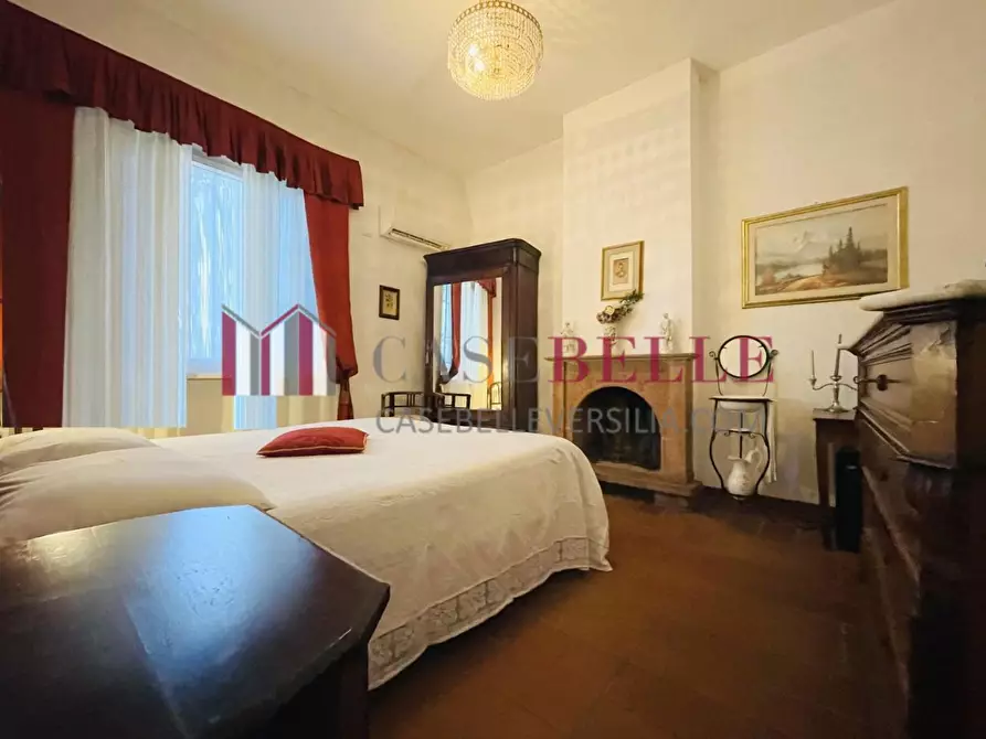 Immagine 64 di Villa in vendita  a Viareggio