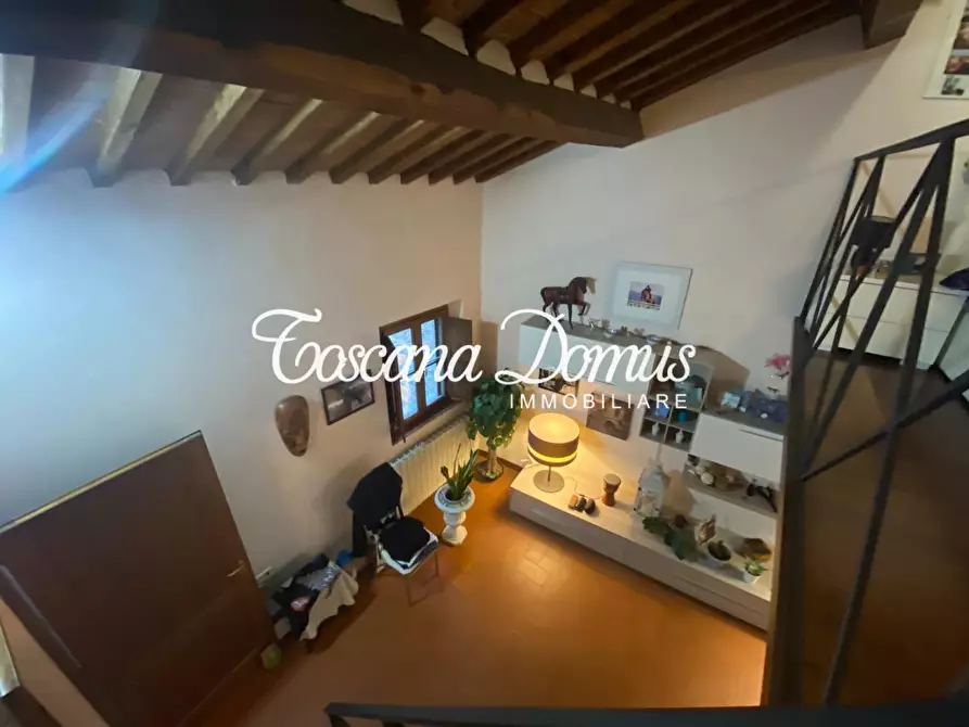 Immagine 10 di Appartamento in vendita  a Siena