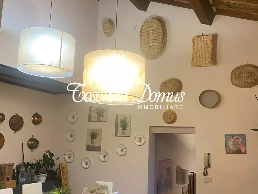 Immagine 4 di Appartamento in vendita  a Siena