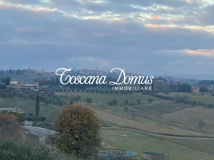 Immagine 5 di Appartamento in vendita  a Siena