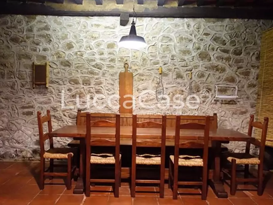 Immagine 46 di Casa colonica in vendita  a Camaiore