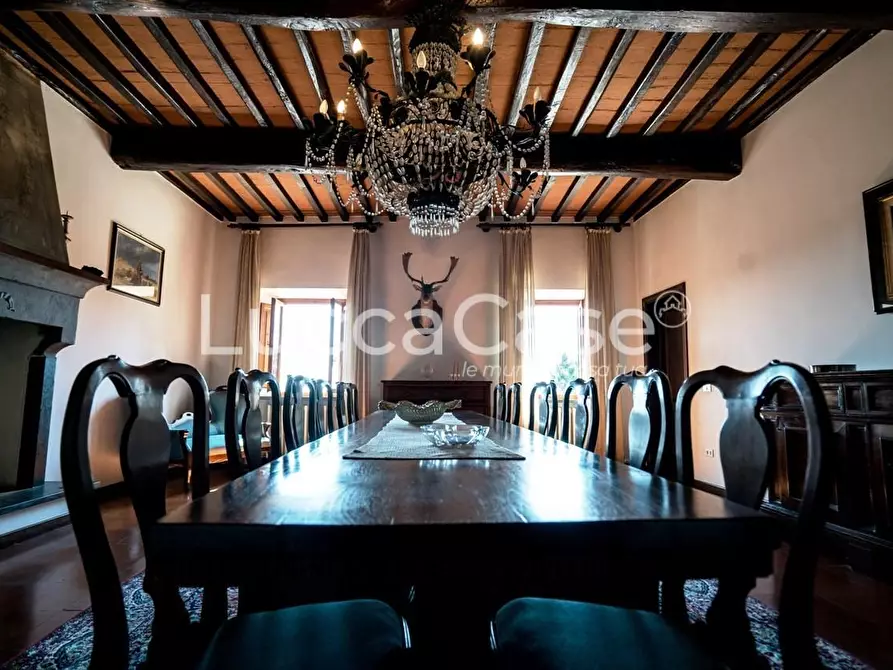 Immagine 24 di Casa colonica in vendita  a Camaiore