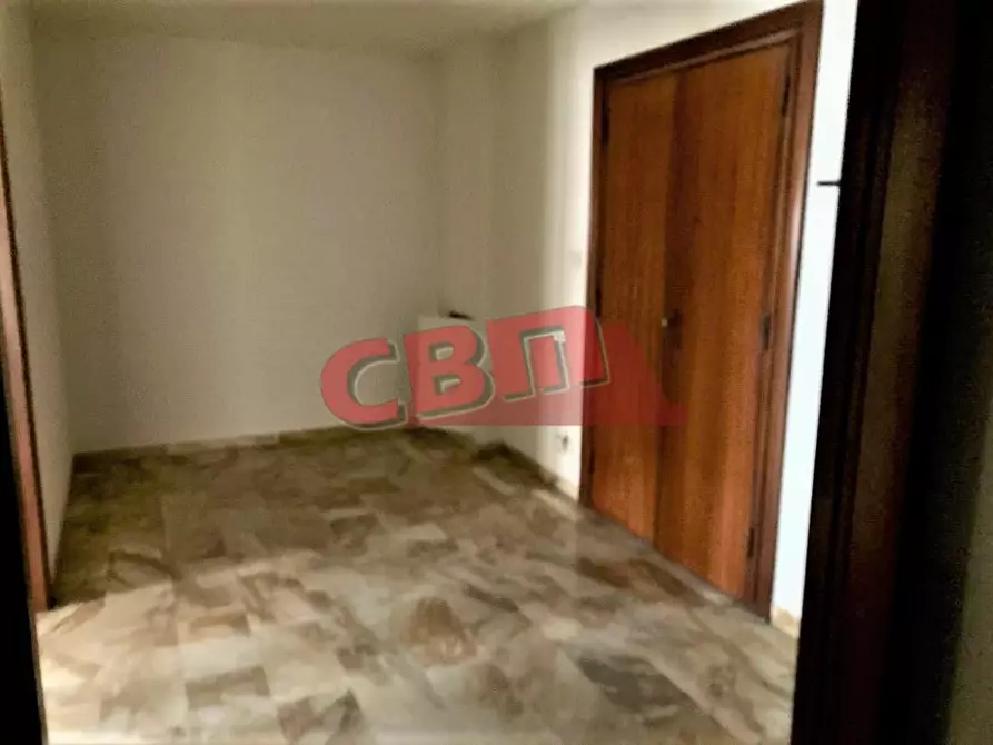 Immagine 5 di Appartamento in vendita  a Livorno