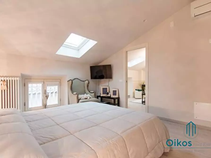 Immagine 9 di Villa in affitto  a Forte Dei Marmi