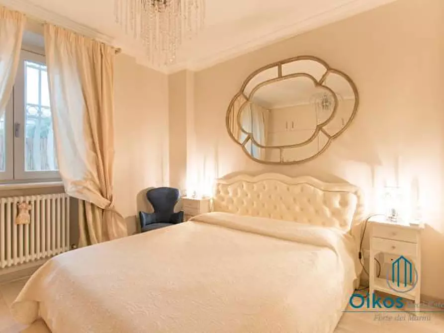 Immagine 21 di Villa in affitto  a Forte Dei Marmi