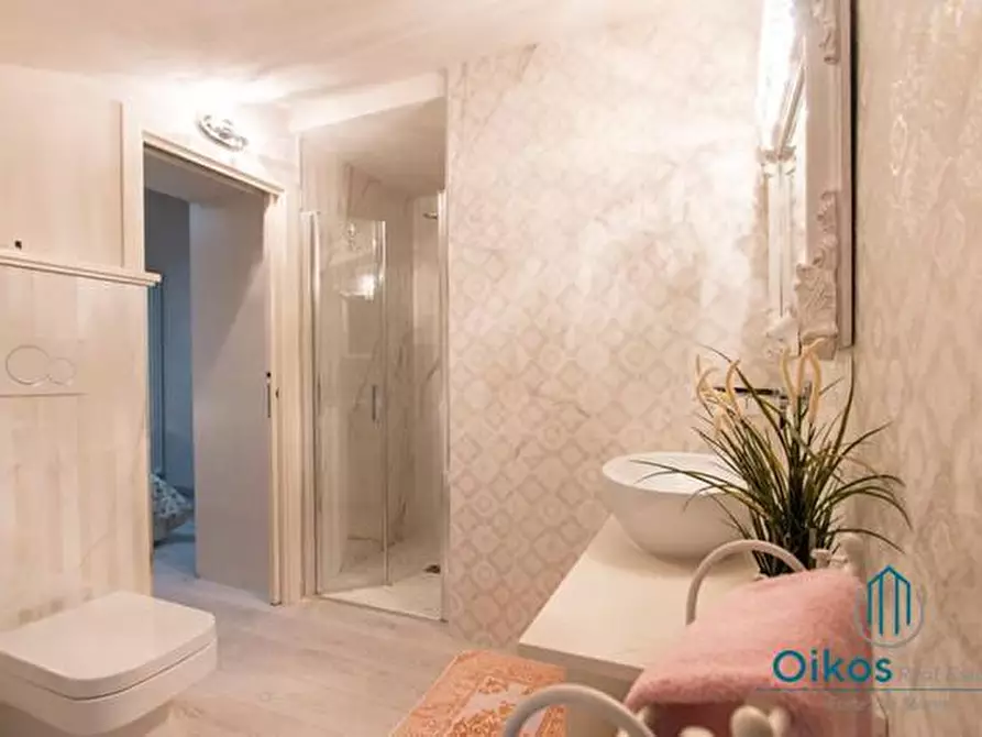 Immagine 8 di Villa in affitto  a Forte Dei Marmi