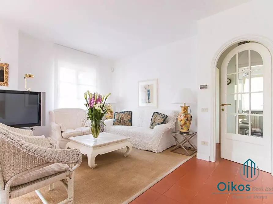 Immagine 1 di Casa bifamiliare in affitto  a Forte Dei Marmi