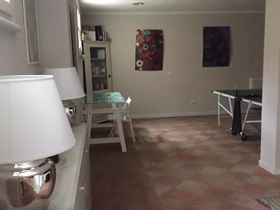 Immagine 14 di Villa in affitto  a Pietrasanta