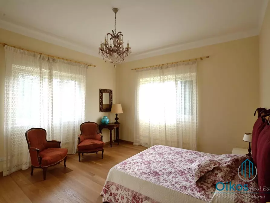 Immagine 9 di Villa in affitto  a Forte Dei Marmi