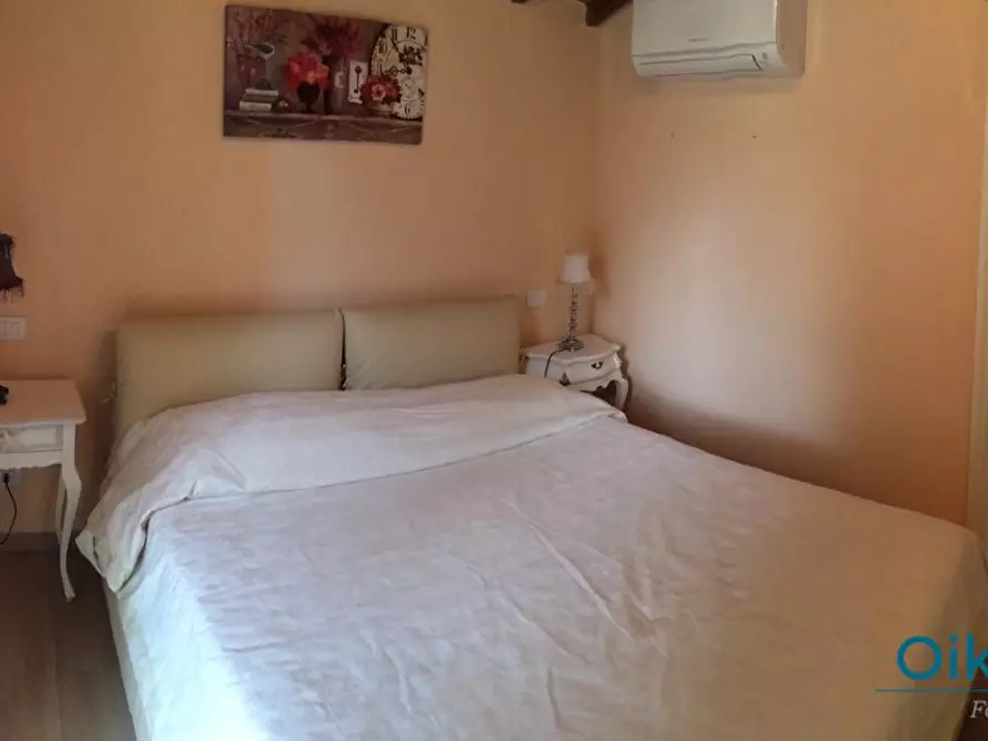 Immagine 9 di Villa in affitto  a Pietrasanta