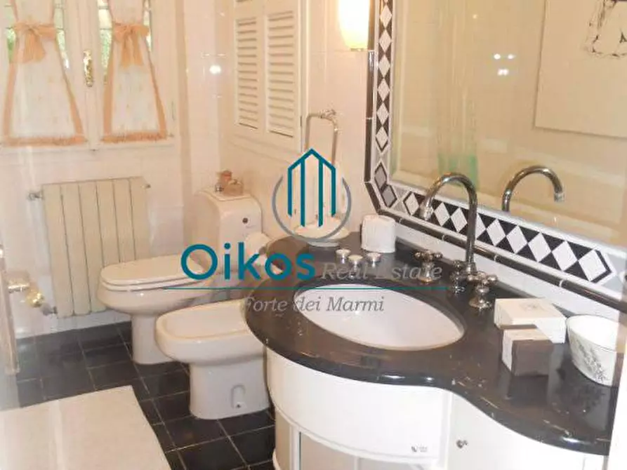 Immagine 7 di Casa bifamiliare in affitto  a Forte Dei Marmi