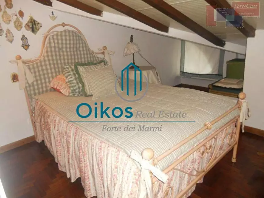 Immagine 10 di Casa bifamiliare in affitto  a Forte Dei Marmi