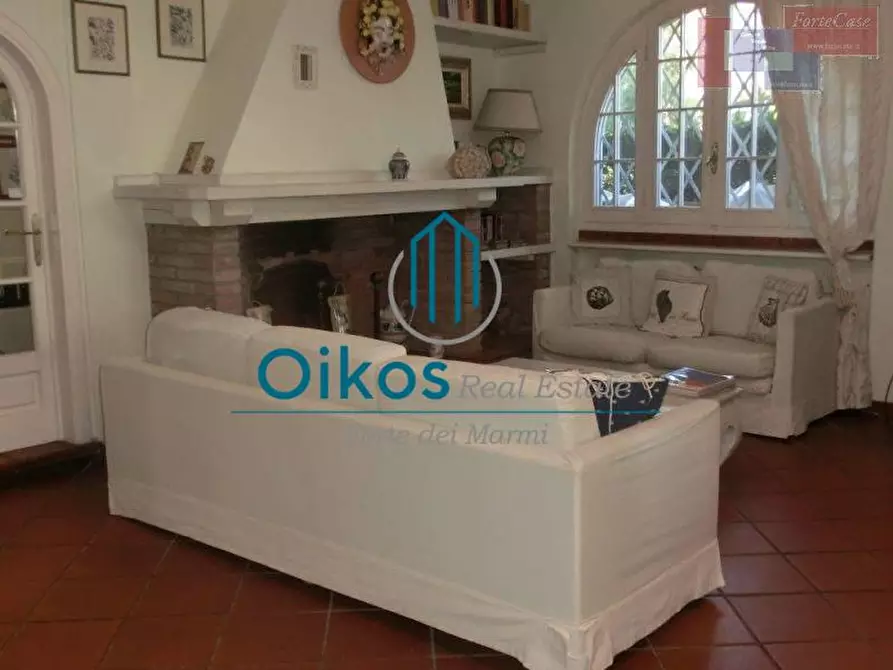 Immagine 2 di Casa bifamiliare in affitto  a Forte Dei Marmi