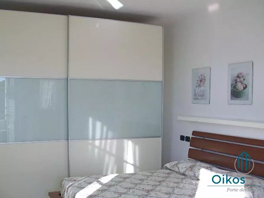 Immagine 12 di Casa bifamiliare in affitto  a Forte Dei Marmi