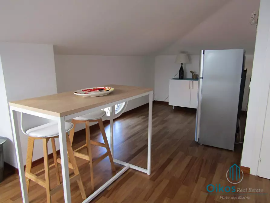 Immagine 8 di Mansarda in affitto  a Forte Dei Marmi