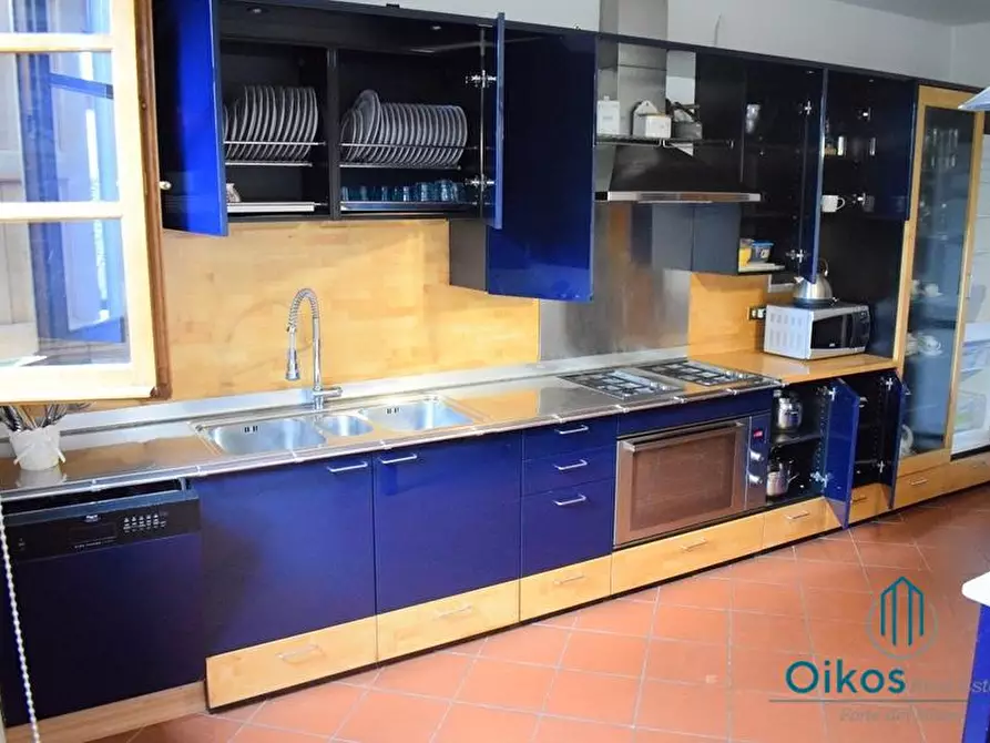 Immagine 6 di Villa in affitto  a Forte Dei Marmi