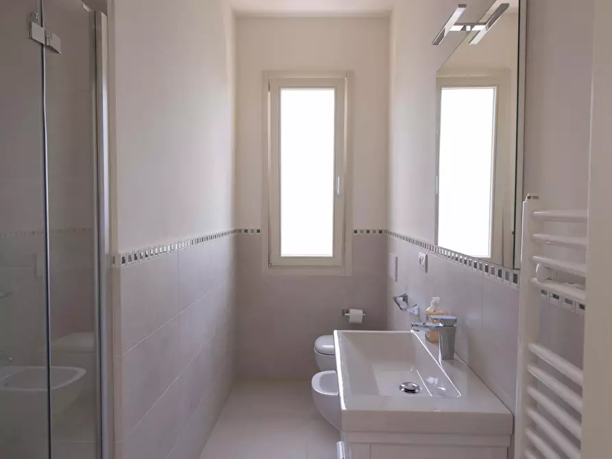 Immagine 7 di Appartamento in affitto  a Forte Dei Marmi