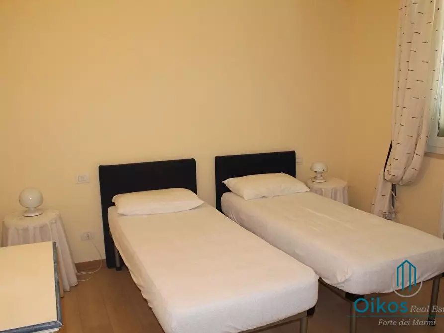 Immagine 6 di Appartamento in affitto  a Forte Dei Marmi