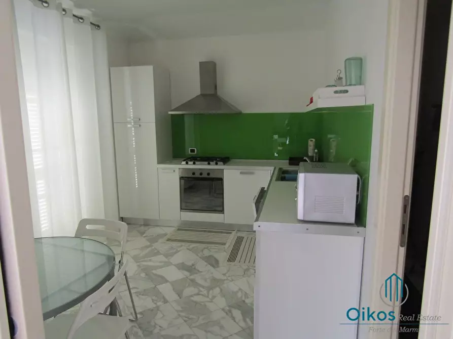 Immagine 4 di Appartamento in affitto  a Forte Dei Marmi