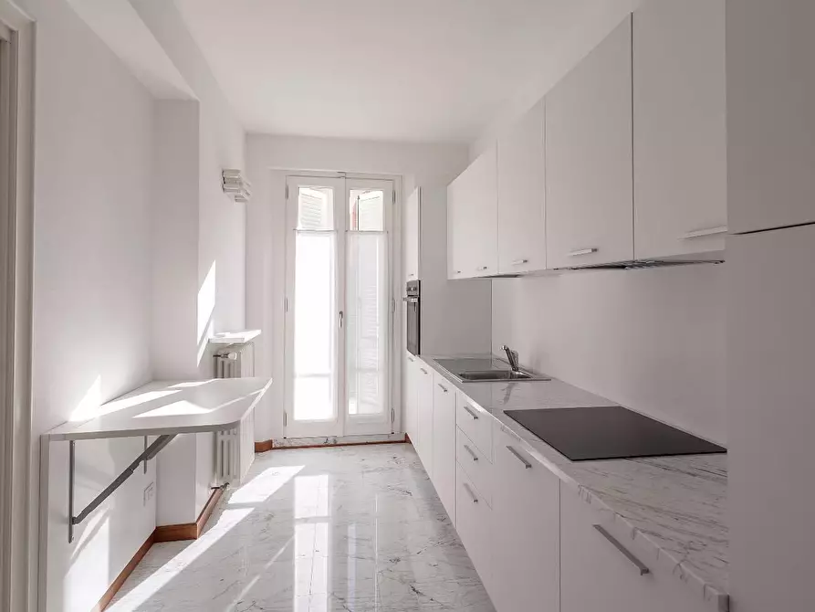 Immagine 9 di Mansarda in affitto  a Forte Dei Marmi