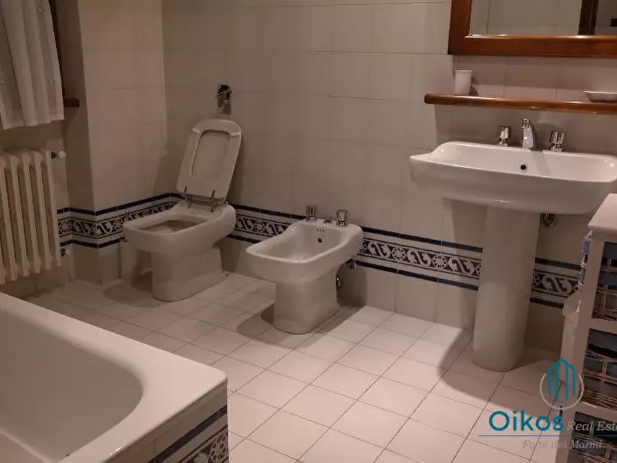 Immagine 16 di Villa in affitto  a Forte Dei Marmi