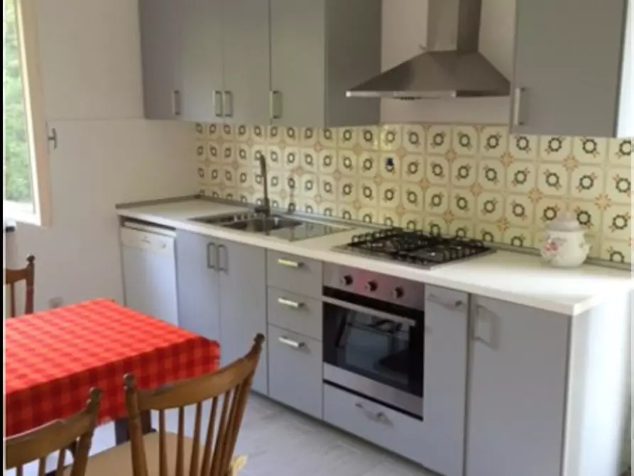 Immagine 8 di Villa in vendita  a Pietrasanta