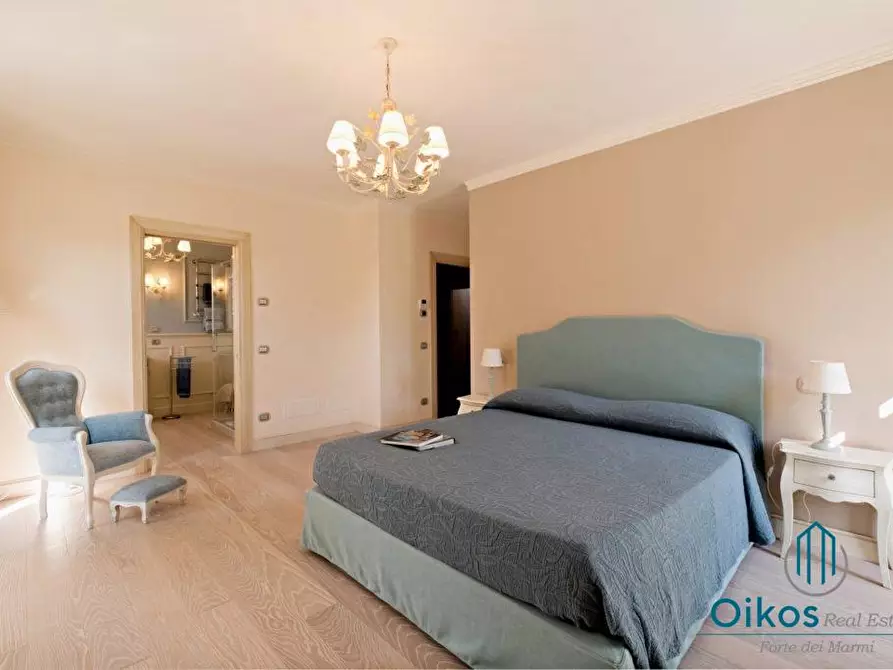 Immagine 5 di Villa in affitto  a Forte Dei Marmi