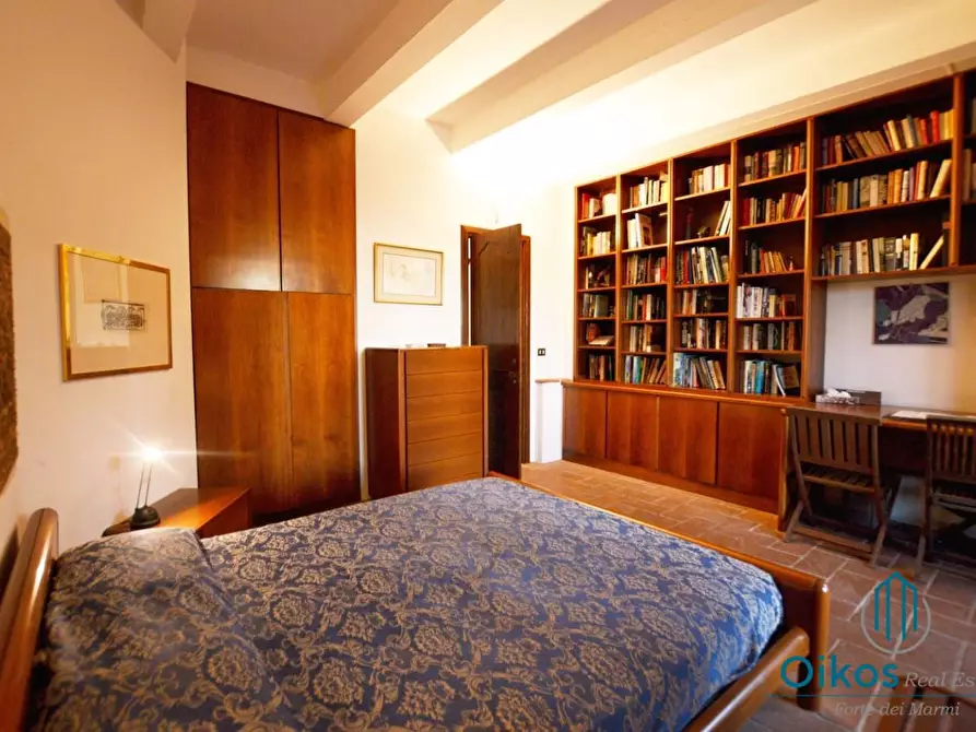 Immagine 7 di Villa in affitto  a Camaiore