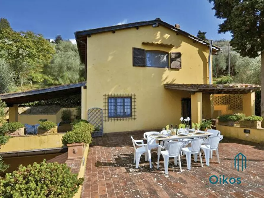 Immagine 19 di Villa in affitto  a Camaiore