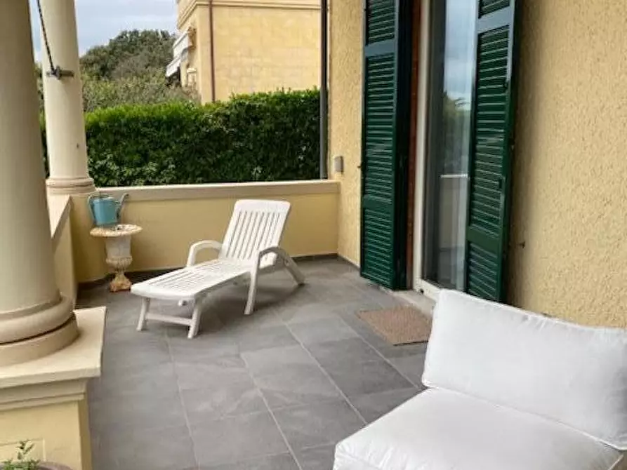 Immagine 2 di Appartamento in affitto  a Pietrasanta