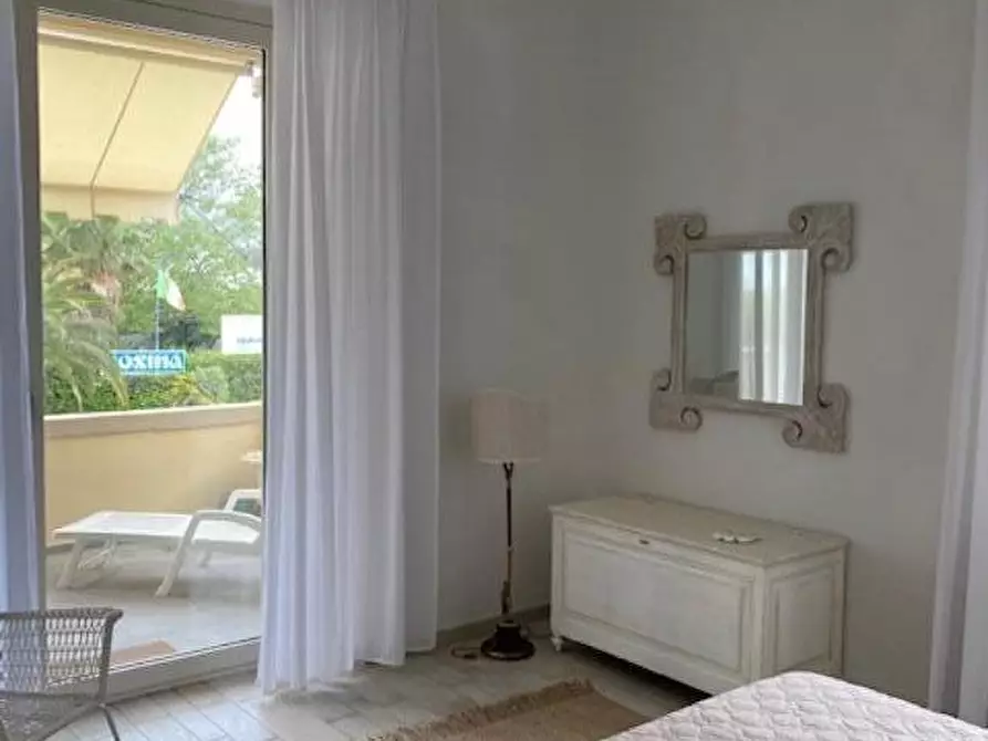 Immagine 8 di Appartamento in affitto  a Pietrasanta