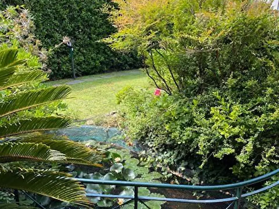 Immagine 4 di Casa bifamiliare in vendita  a Forte Dei Marmi