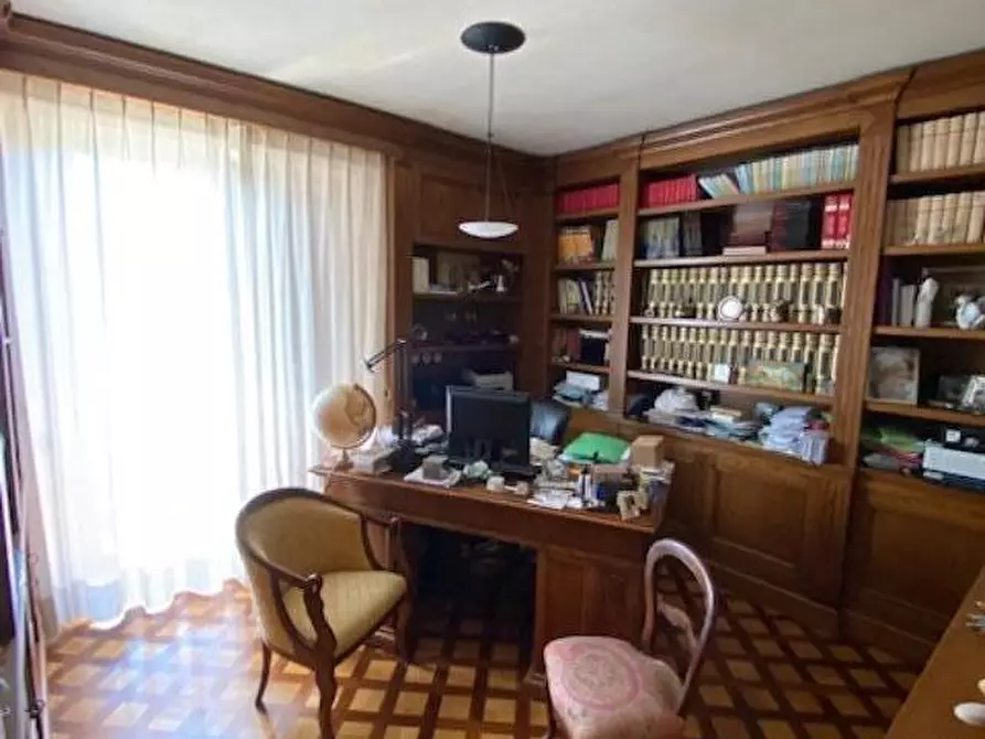 Immagine 9 di Casa bifamiliare in vendita  a Forte Dei Marmi