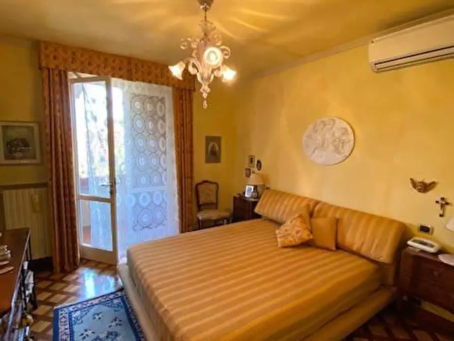 Immagine 7 di Casa bifamiliare in vendita  a Forte Dei Marmi