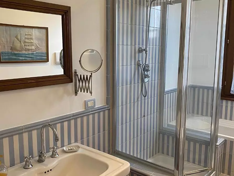 Immagine 9 di Casa bifamiliare in affitto  a Forte Dei Marmi