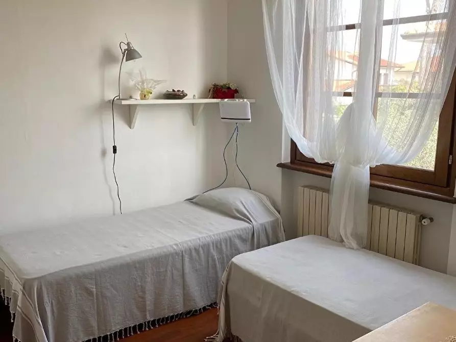 Immagine 5 di Casa bifamiliare in affitto  a Forte Dei Marmi