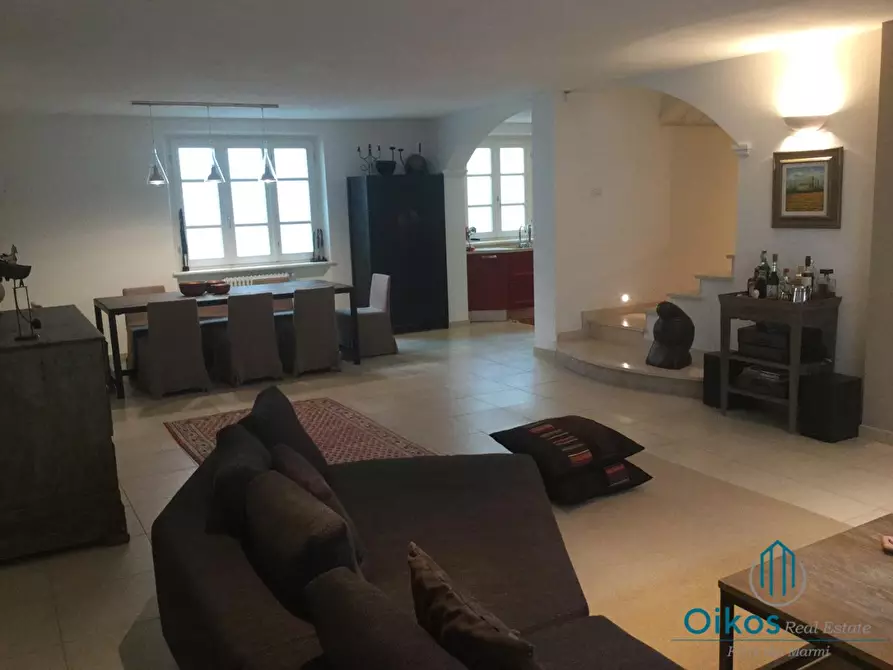 Immagine 12 di Villa in affitto  a Pietrasanta