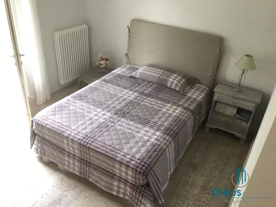 Immagine 18 di Villa in affitto  a Pietrasanta